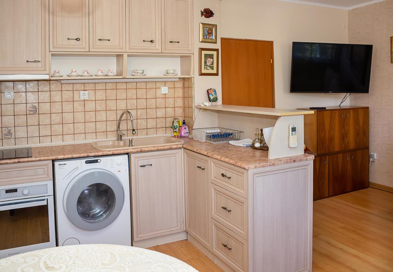 Cozy 1Bd Apartment With Free Parking In The Area By Flat Mаnager Варна Екстериор снимка