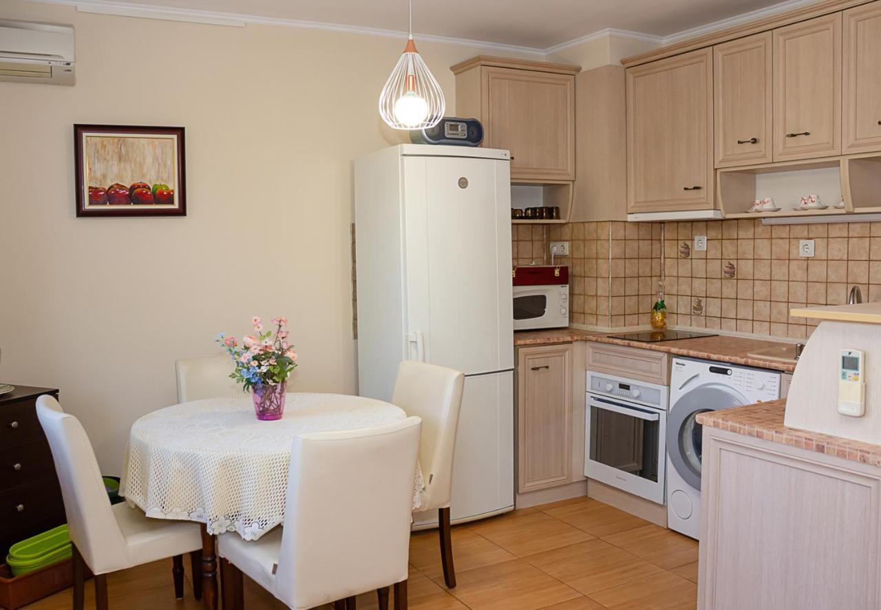 Cozy 1Bd Apartment With Free Parking In The Area By Flat Mаnager Варна Екстериор снимка